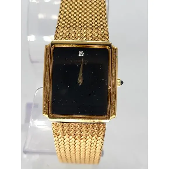 Pre-Owned Women's Seiko Gold-Tone Watch with Black Dial and Mesh Band - Picture 7 of 9